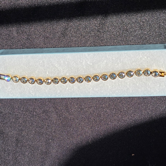 Swarovski CrystalMoonlit  Ice Gold Bracelet with Sparkling Crystals - Picture 4 of 10